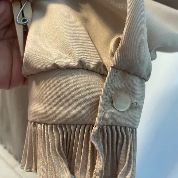 Vintage Terry Chicago 1970’s Button Up Blouse - Picture 5 of 6